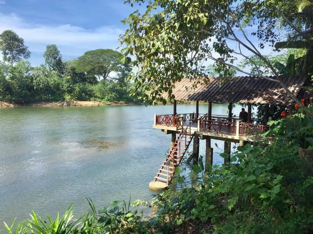 Ratmanee House Hotel Kanchanaburi Exterior foto
