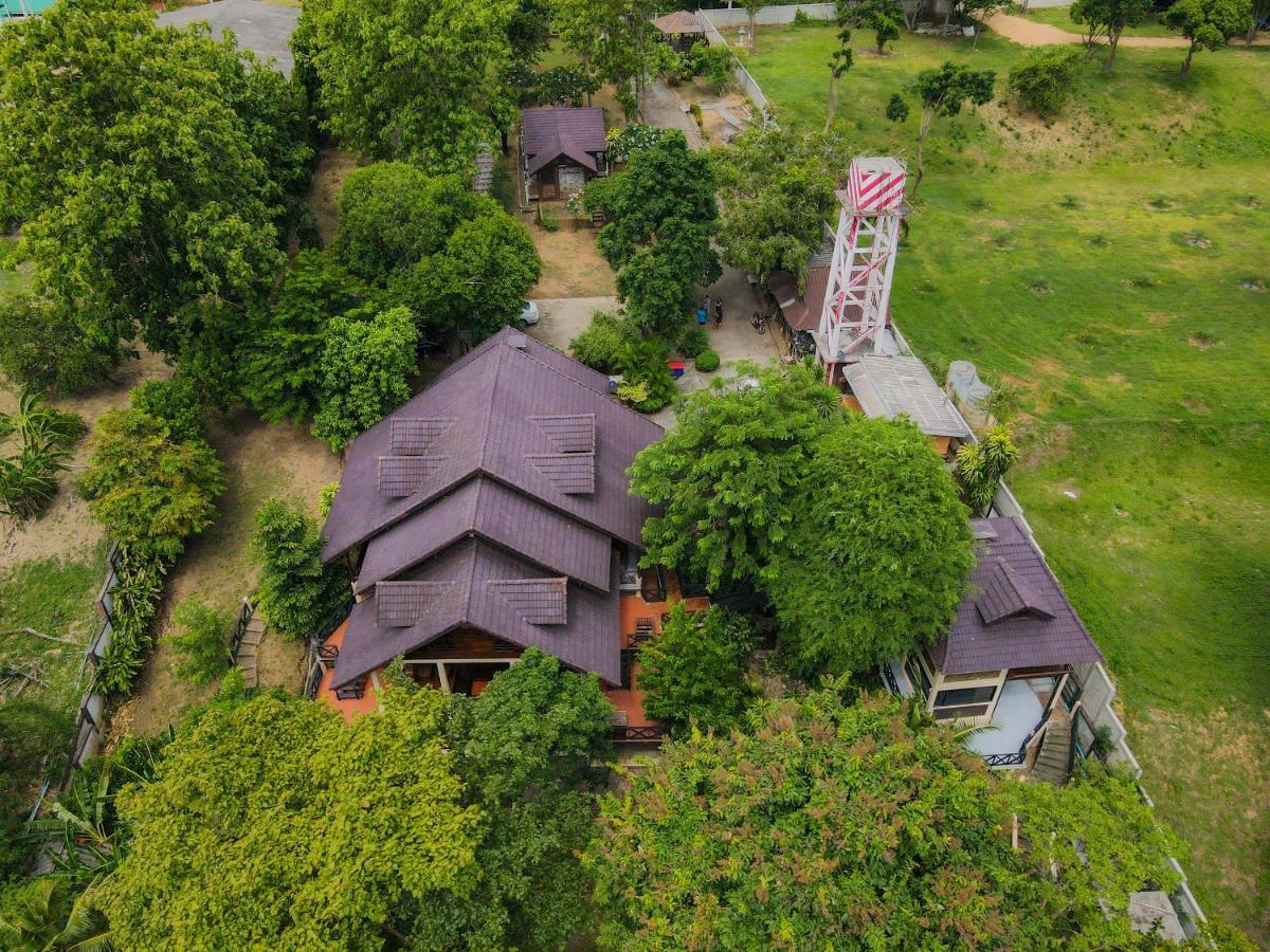 Ratmanee House Hotel Kanchanaburi Exterior foto